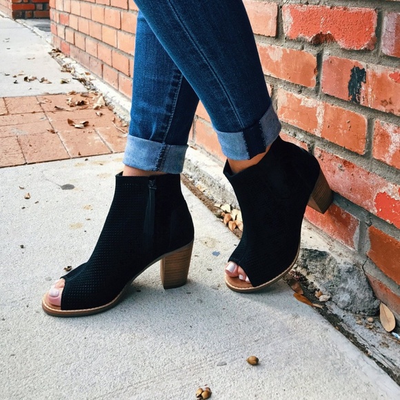 toms peep toe booties black